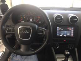 AUDI - A3 - 2011/2012 - Branca - R$ 70.000,00