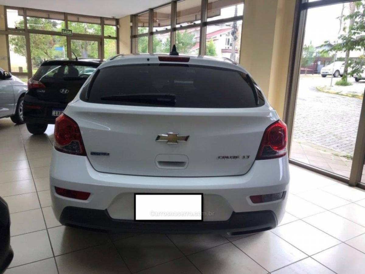 CHEVROLET - CRUZE - 2013/2014 - Branca - Sob Consulta