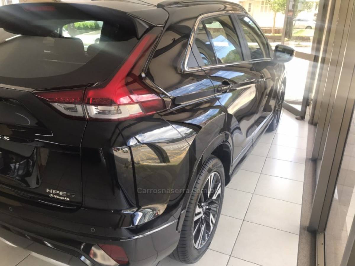 MITSUBISHI - ECLIPSE CROSS - 2025/2026 - Preta - Sob Consulta