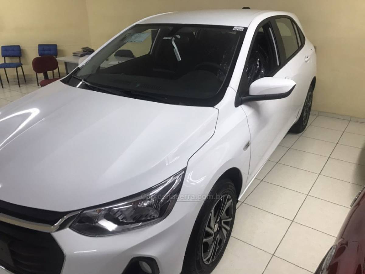 CHEVROLET - ONIX - 2024/2025 - Branca - Sob Consulta